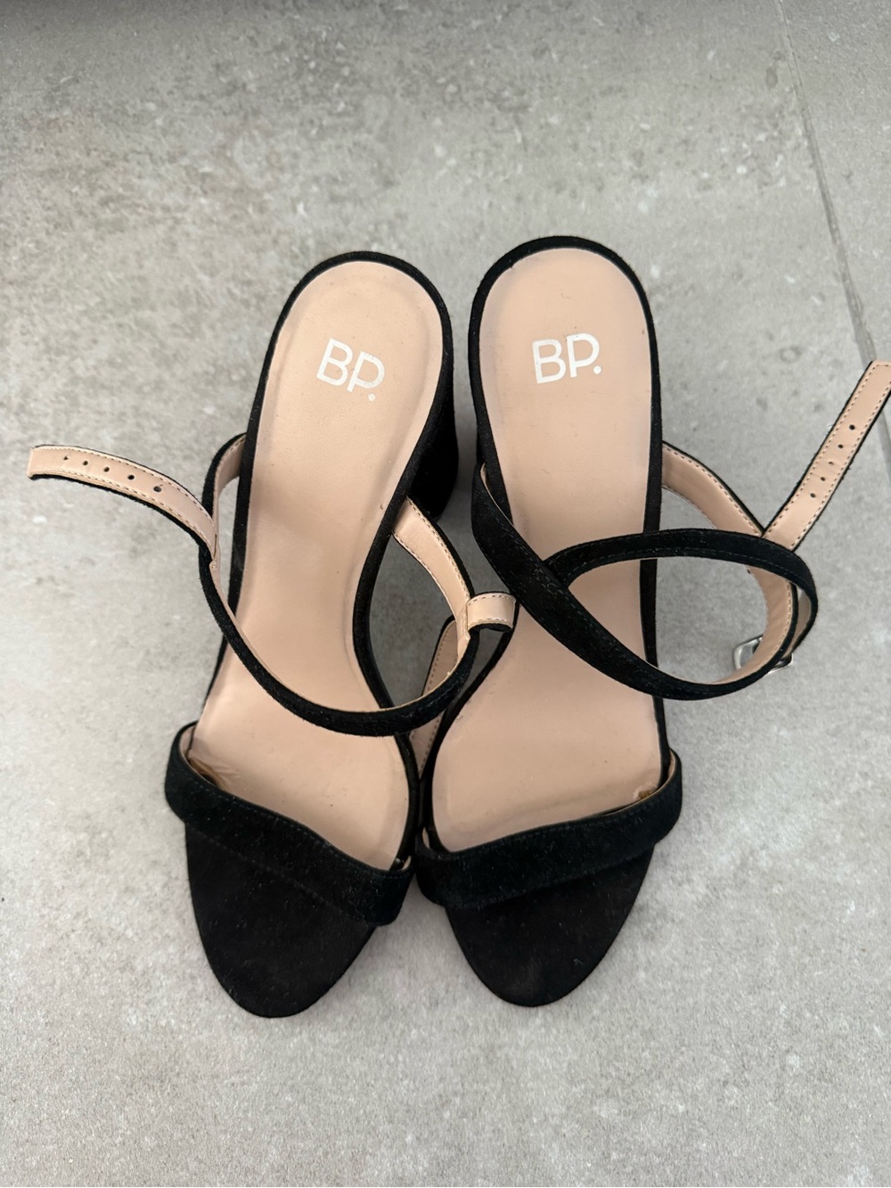 BO Heels - Picture 3 of 4